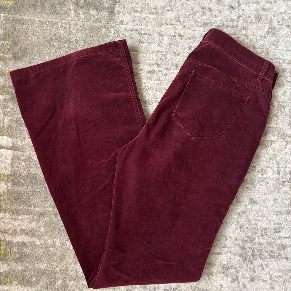 Lafayette 148 Pinwale corduroy Pants Vino flare leg - size 4